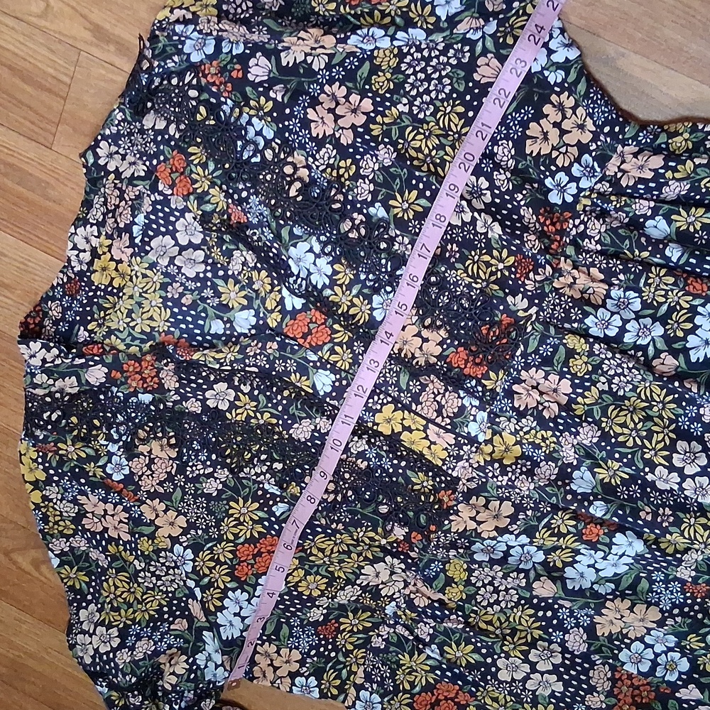 Black Floral Long Sleeve Dress - Picture 8 of 10